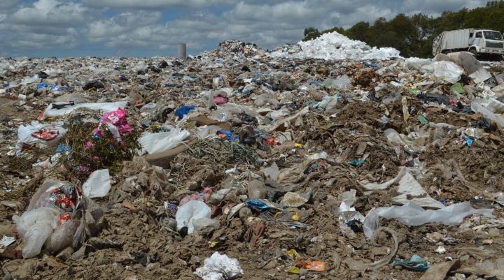 08.06.2017 Vecinos piden por el cierre del vertedero de Ciudad del Plata
